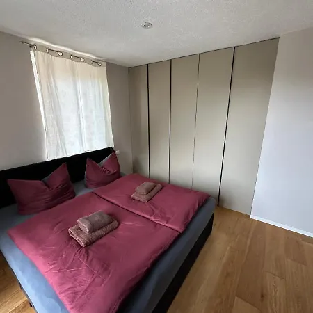 Stadtvilla In Leipzig 7 Personen 3 Schlafzimmer 2 Baeder Garten Und Terrasse Zentral Gelegen Messe Innenstadt Seen Exterior photo